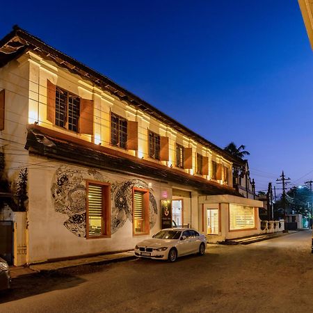 Presidency Artotel, Kochi Екстер'єр фото