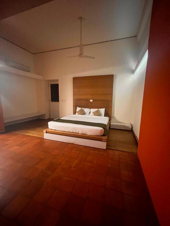 Presidency Artotel, Kochi Екстер'єр фото