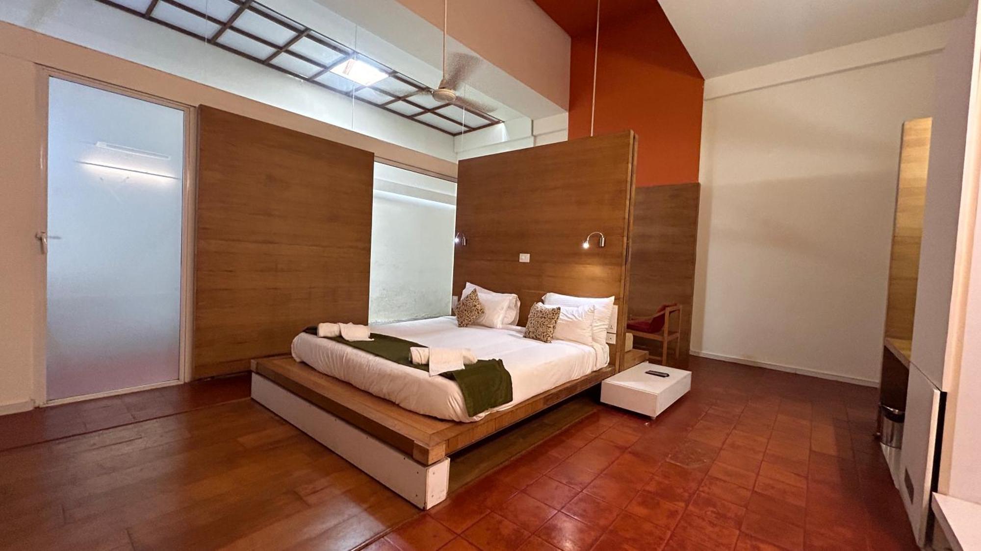 Presidency Artotel, Kochi Екстер'єр фото