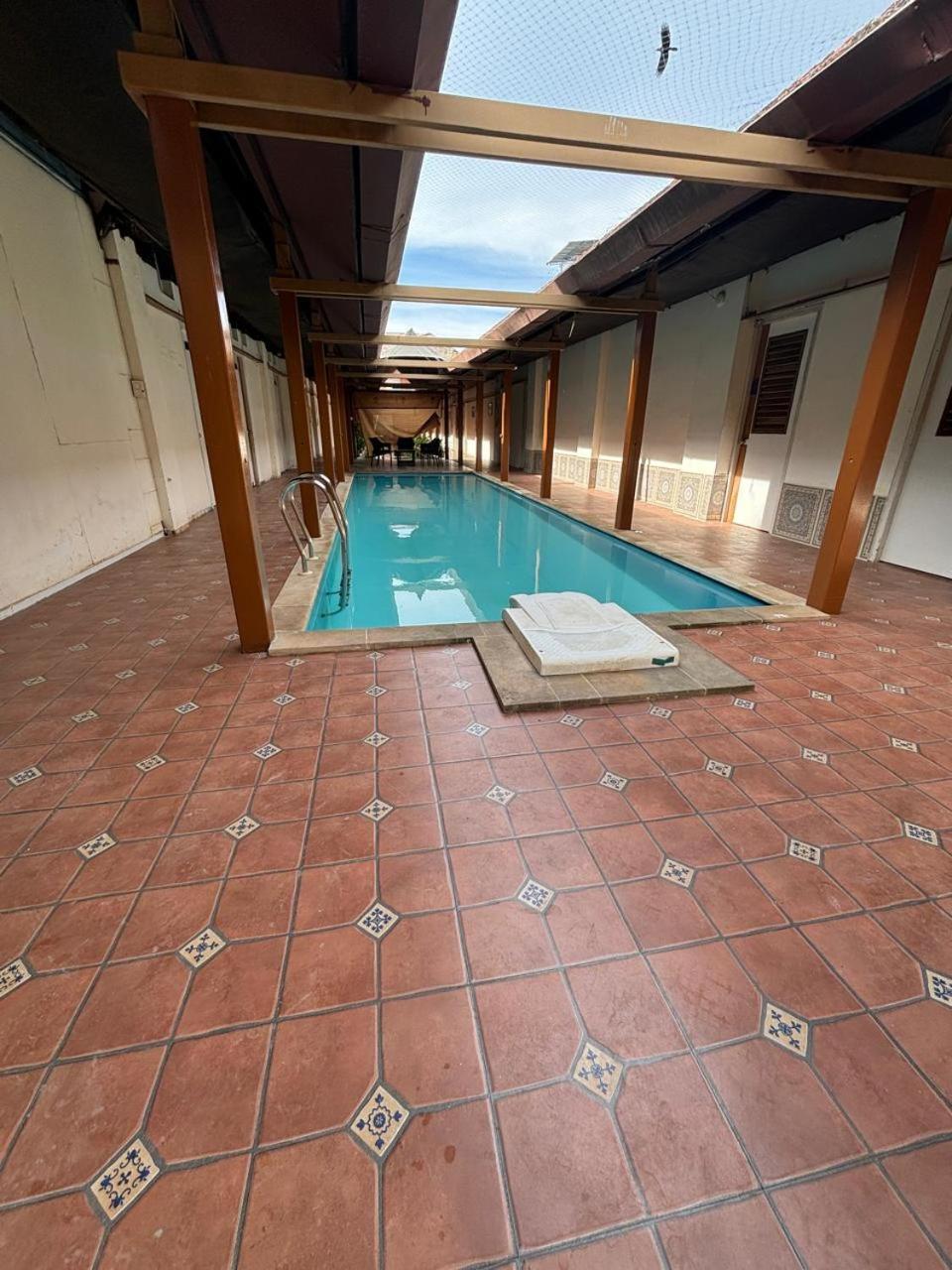 Presidency Artotel, Kochi Екстер'єр фото